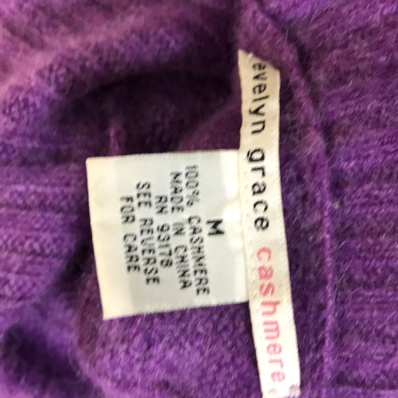 Cabled cashmere sweater - Picture 5 of 5